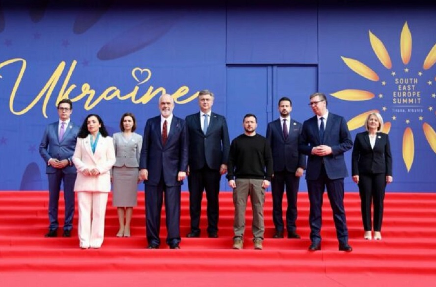 Mbahet sot samiti BE-Ballkani Perendimor ne Tirane, merr pjese Varhelyi dhe Vucic